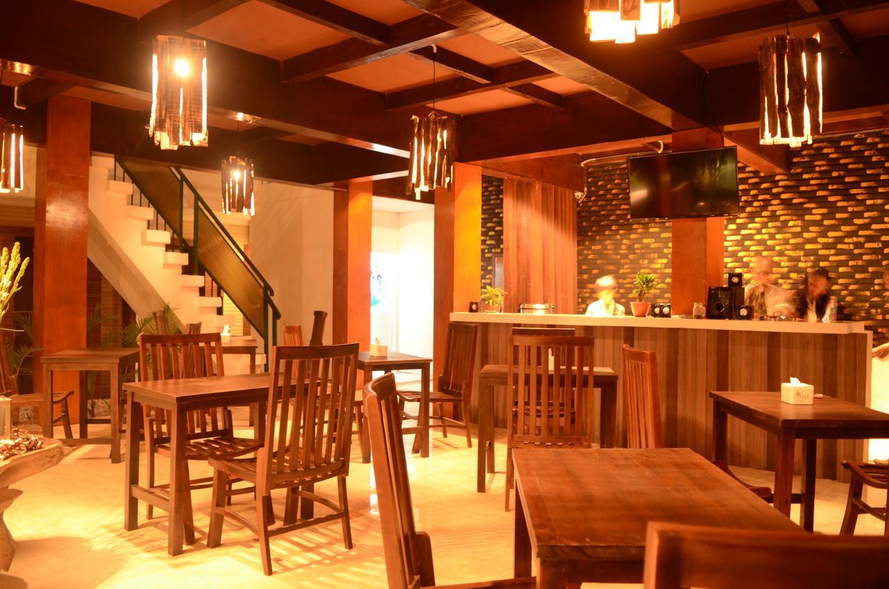 Mirabell Hotel & Convention Hall Malang Eksteriør bilde